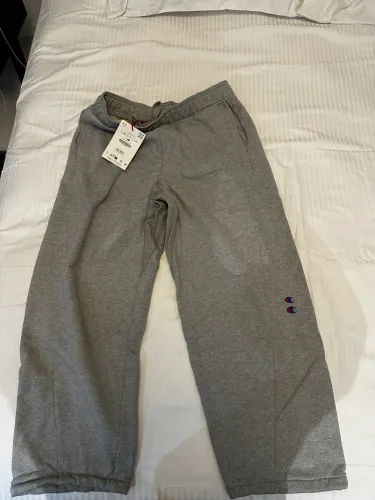 Calça Moletom Zara x Champion