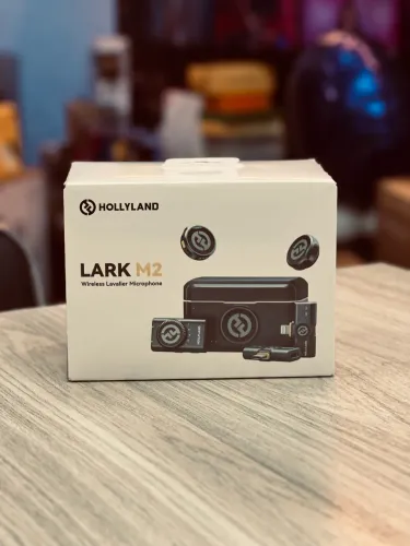 LOJA FÍSICA. MICROFONE LAPELA LARK M2 SEM FIO HOLLYLAND PROFESSIONAL | RETIRE HOJE