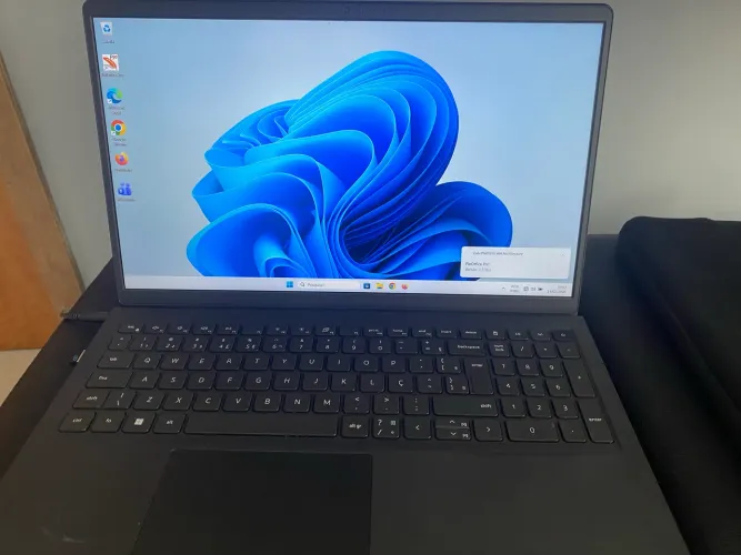 Notebook Inspiron 3520 Usado - Excelente Estado!