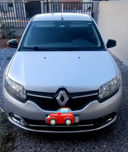 Renault Logan Dynamique Hi-flex 1.6 8V 4P 2015