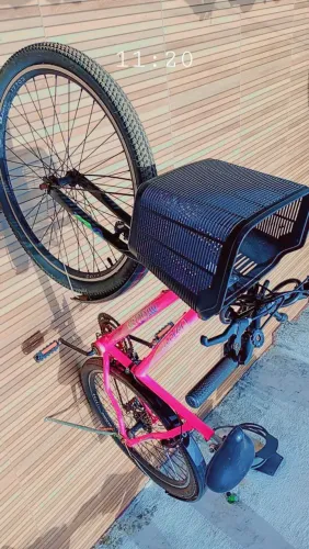 Vendo uma bicicleta Valor R$ 850
