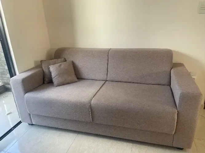 Sofá de dois lugares pouco uso 1,80x0,80