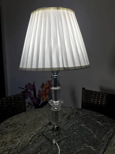 Abajur acrílico lindíssimo 