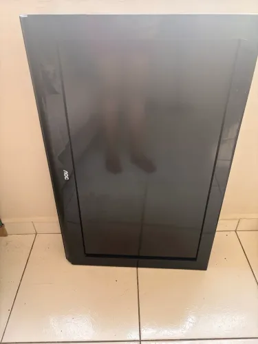 Tv para retirar peças