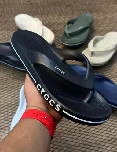 Sandália CROCS