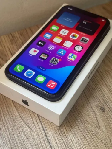 Iphone XR 98% + Caixa