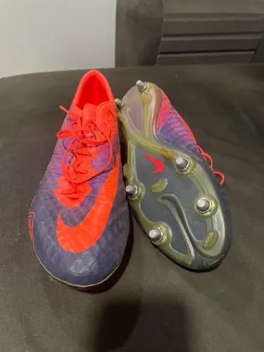 Chuteira Nike Hypervenom Phelon SG