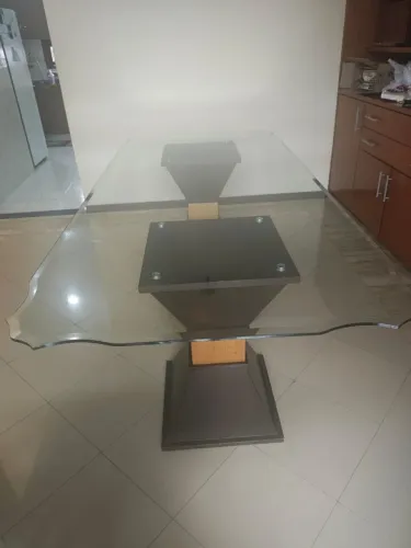 Mesa grande de vidro