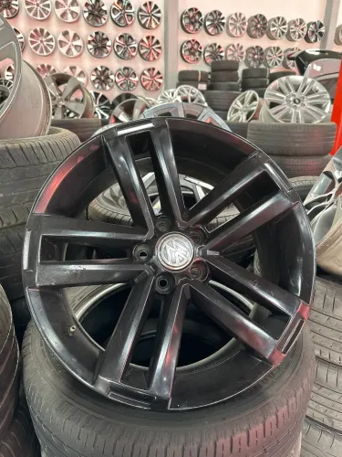 Jogo de roda WV Amarok aro 20 5x120