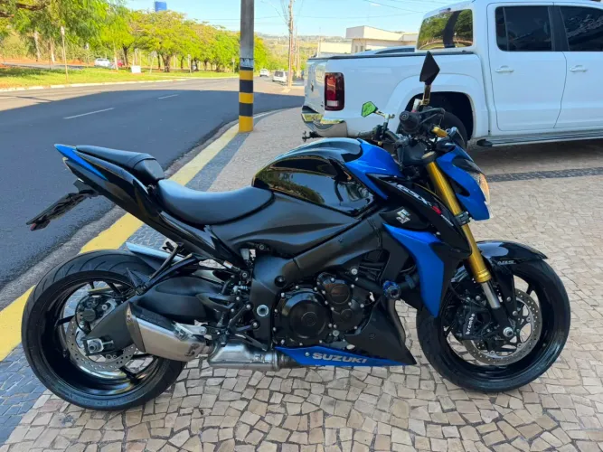 SUZUKI GSX 1000 S