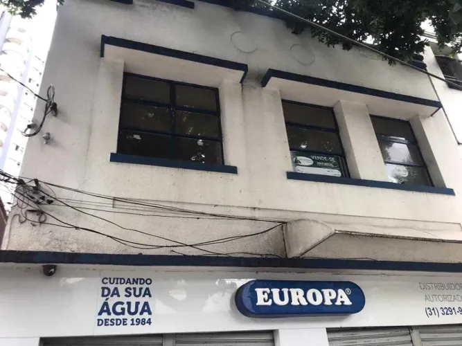 Loja / Salão / Ponto Comercial com 2 quartos à venda em Belo Horizonte