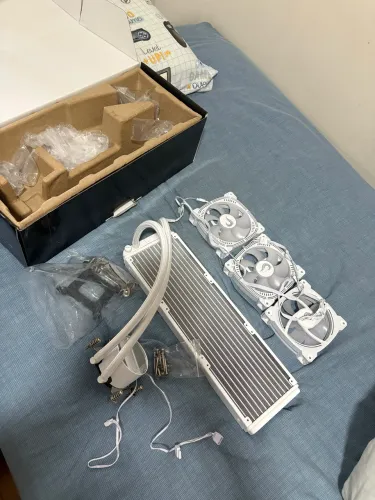 Water cooler rise mode aura frost pro 360mm