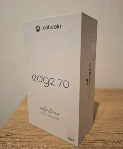 Motorola Edge 70 5G Crystals by Swarovski 24GB 512GB - Cloud Dancer