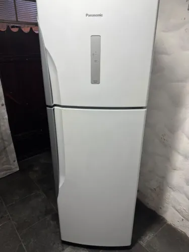 Refrigerador/Geladeira Panasonic Frost Free Duplex 387L Top Freezer