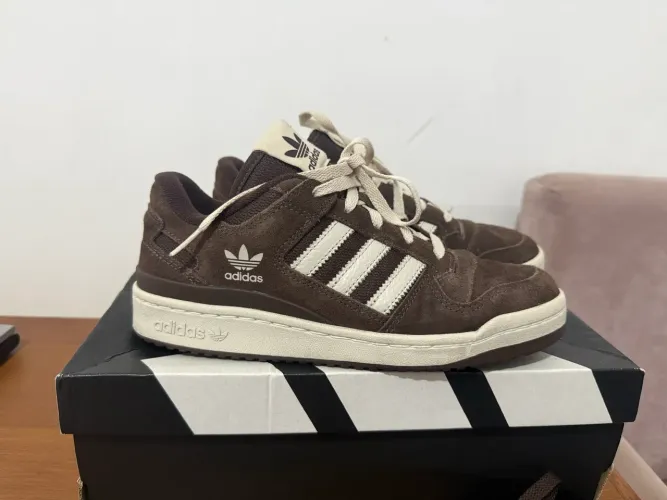 Tênis adidas original 
