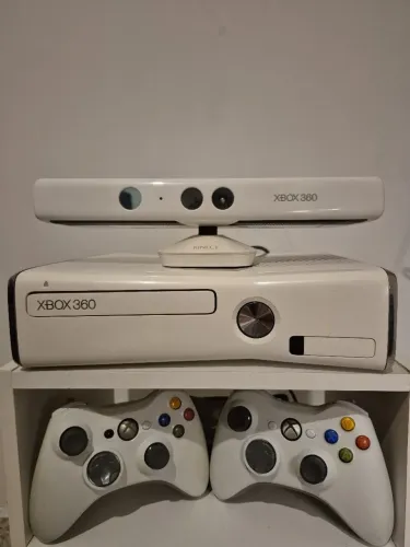 Xbox 360 slim branco