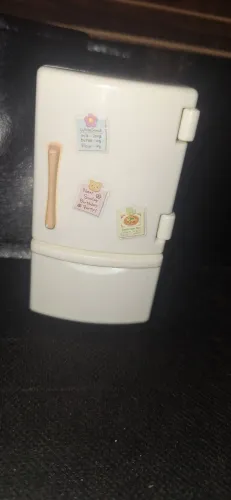 Sylvanian family _ geladeira