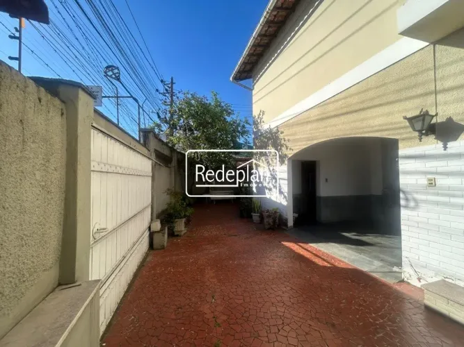 Casa Comercial no Centro de Barra Mansa