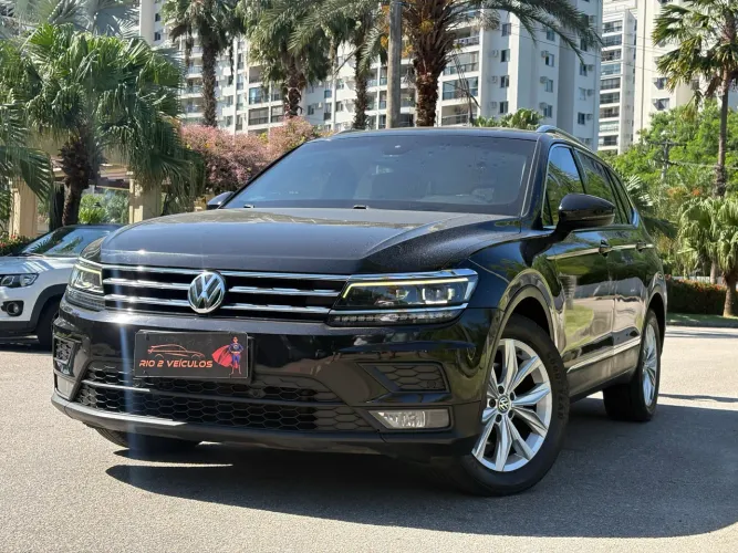 Volkswagen Tiguan Allspac Comf 250 TSI 1.4 Flex 2018