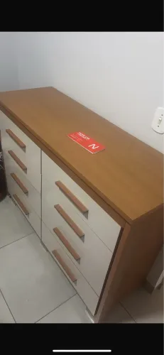 CÔMODA SEMI NOVA
