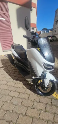 Nmax 160 2021 revisada e sem débitos