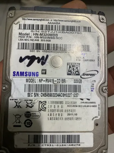 HD Samsung HN-M320MBB 320 GB para Notebook  