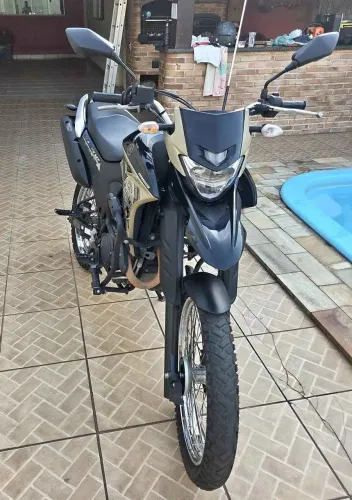 Lander ano 2022 35mil km. 23.500 $