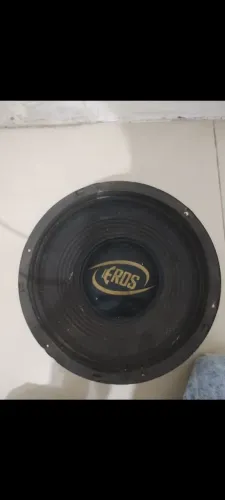 Médio de 10 da Eros 300 Rms funcionando perfeitamente