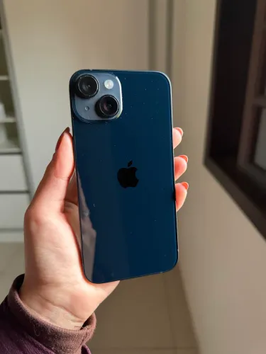iPhone 14 meia-noite 512GB