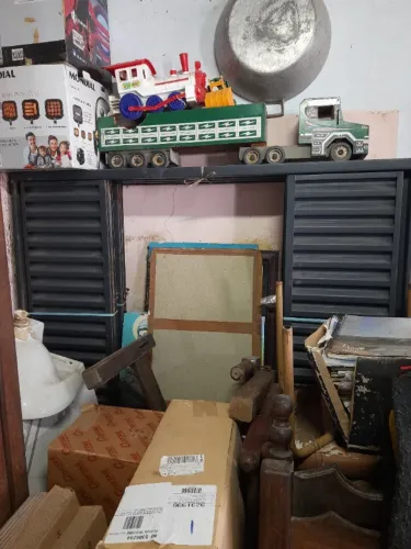Vende-se janela veneziana de correr alumínio preto 150x100 (sem vidro)
