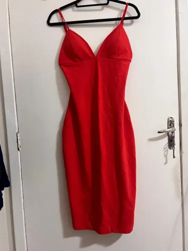 Vestido labellamafia vermelho midi