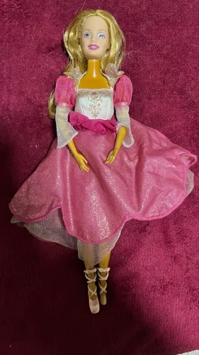 Barbie Genevive 12 princesas bailarinas