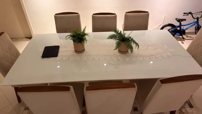 Mesa e Cadeiras 8