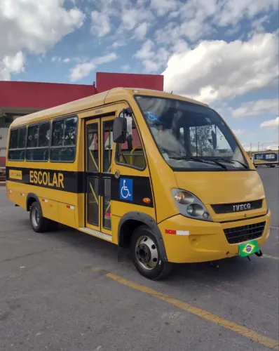 Micro Ônibus IVECO CITYCLASS 70C17 Escolar