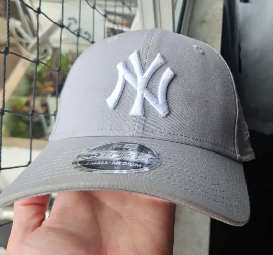 Boné original NEW ERA - 3930 39THIRTY - new york Yankees cinza
