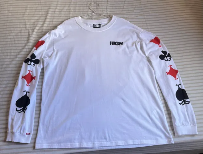 Camiseta High Longsleeve Cards Branca GG