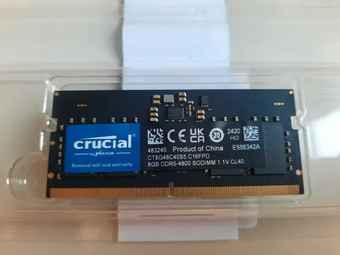 Memória RAM Crucial 8GB DDR5 para notebook
