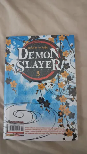 Livro Demon Slayer - Kimetsu No Yaib de Koyoharu Gotouge