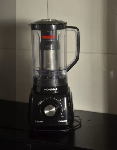 LIQUIDIFICADOR TURBO MONDIAL PRETO