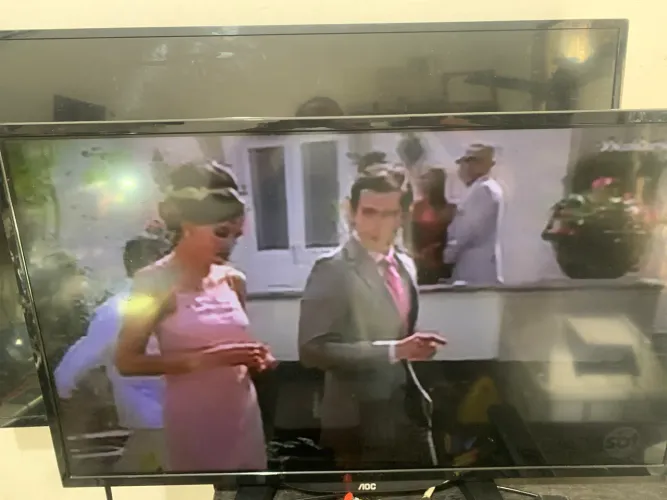 Tv AOC 32