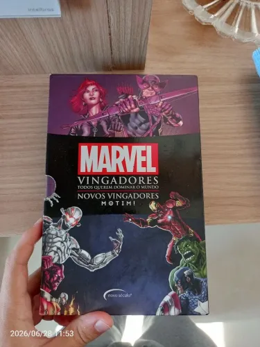 Box Marvel, vingadores todos querem dominar o mundo e novos vingadores motiom! Sem poster