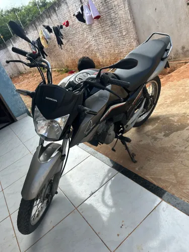 150 Titan KS