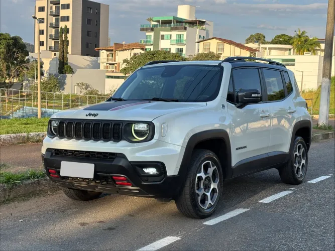Jeep Renegade Trailhawk T270 1.3 TB Flex Aut. 2024