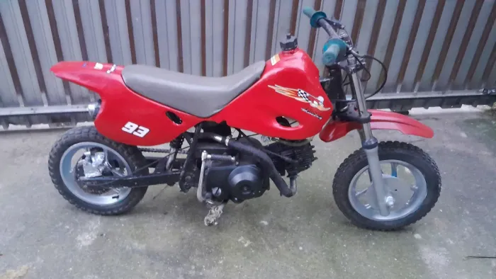 Mini moto 50cc 4 tempos