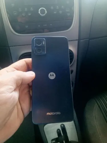 MOTO E22