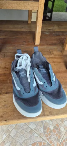 Tênis vans ultrarange