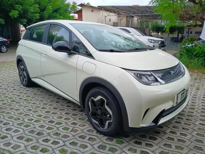 BYD Dolphin GS (Elétrico) 2027