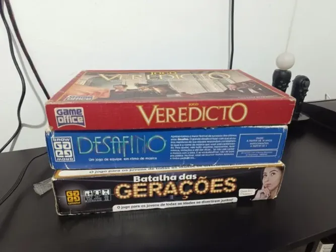 Lote de jogos de tabuleiro (Desafino e Batalha das gerações GROW + Veredicto)