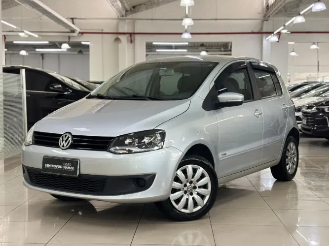 Volkswagen Fox 1.6 MI Total Flex 8V 5P 2014
