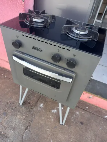 Fogão 350.00 pouco uso 2 bocas a gás *